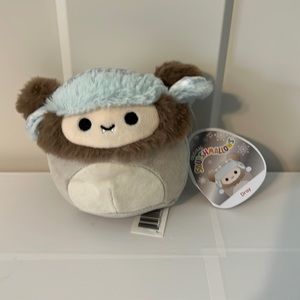 Squishmallows 4.5" Dray the Yeti